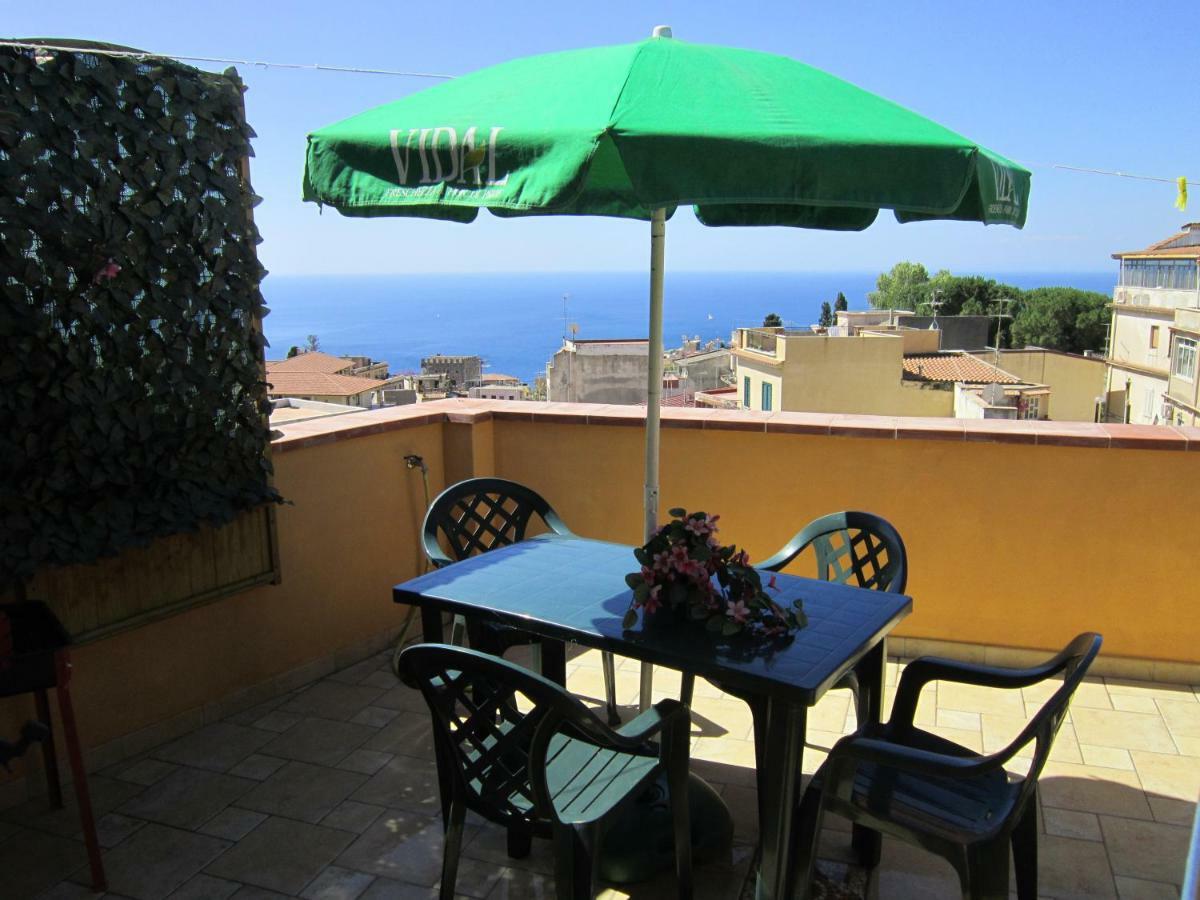 Apartament Taormina Castle And Sea View1 Zewnętrze zdjęcie